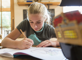 Vanwege de NAVO-top een uur naar school fietsen voor de toetsweek Vanwege de NAVO-top een uur naar school fietsen voor de toetsweek
